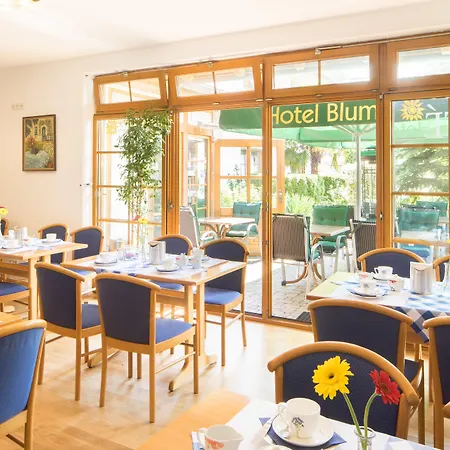 Blume 호텔